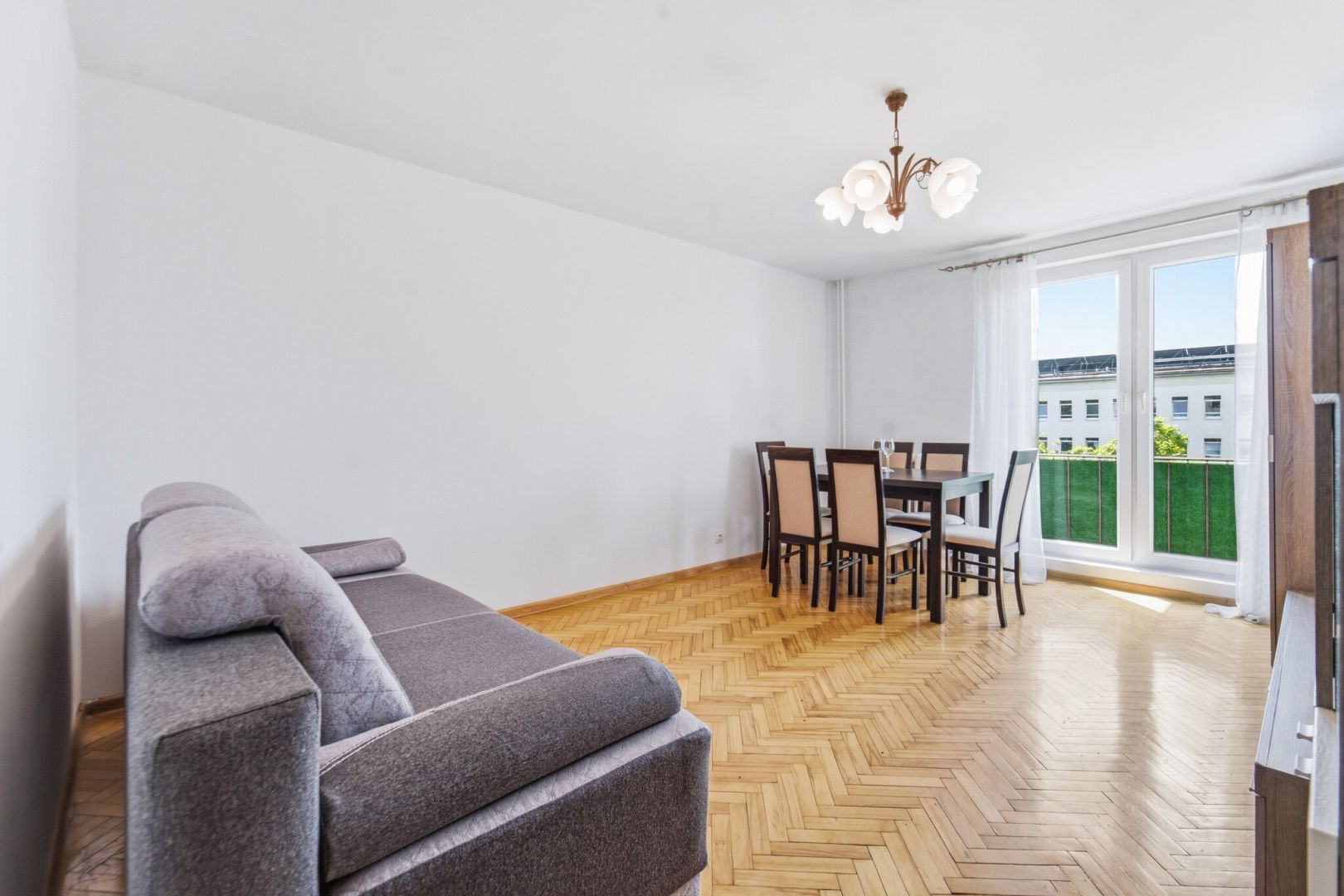 Przestronne  mieszkanie z ukrytą garderobą - Mieszkanie - Wynajem - Sosnowiec, Centrum
